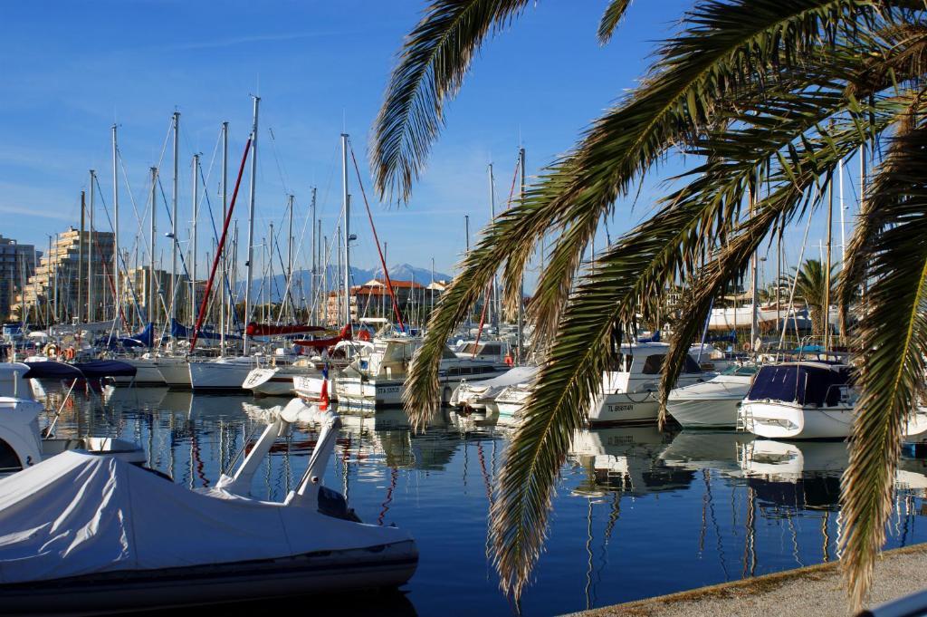 Hotel La Fregate Canet-en-Roussillon Ngoại thất bức ảnh